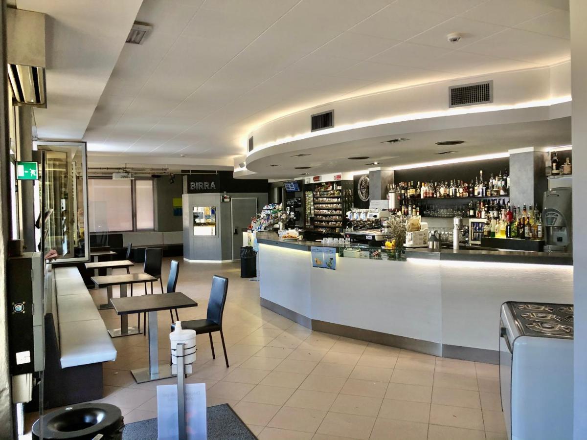 Hotel Del Boschetto Poggiridenti Eksteriør billede