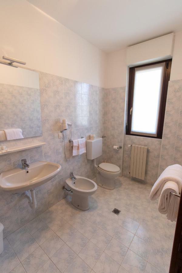 Hotel Del Boschetto Poggiridenti Eksteriør billede